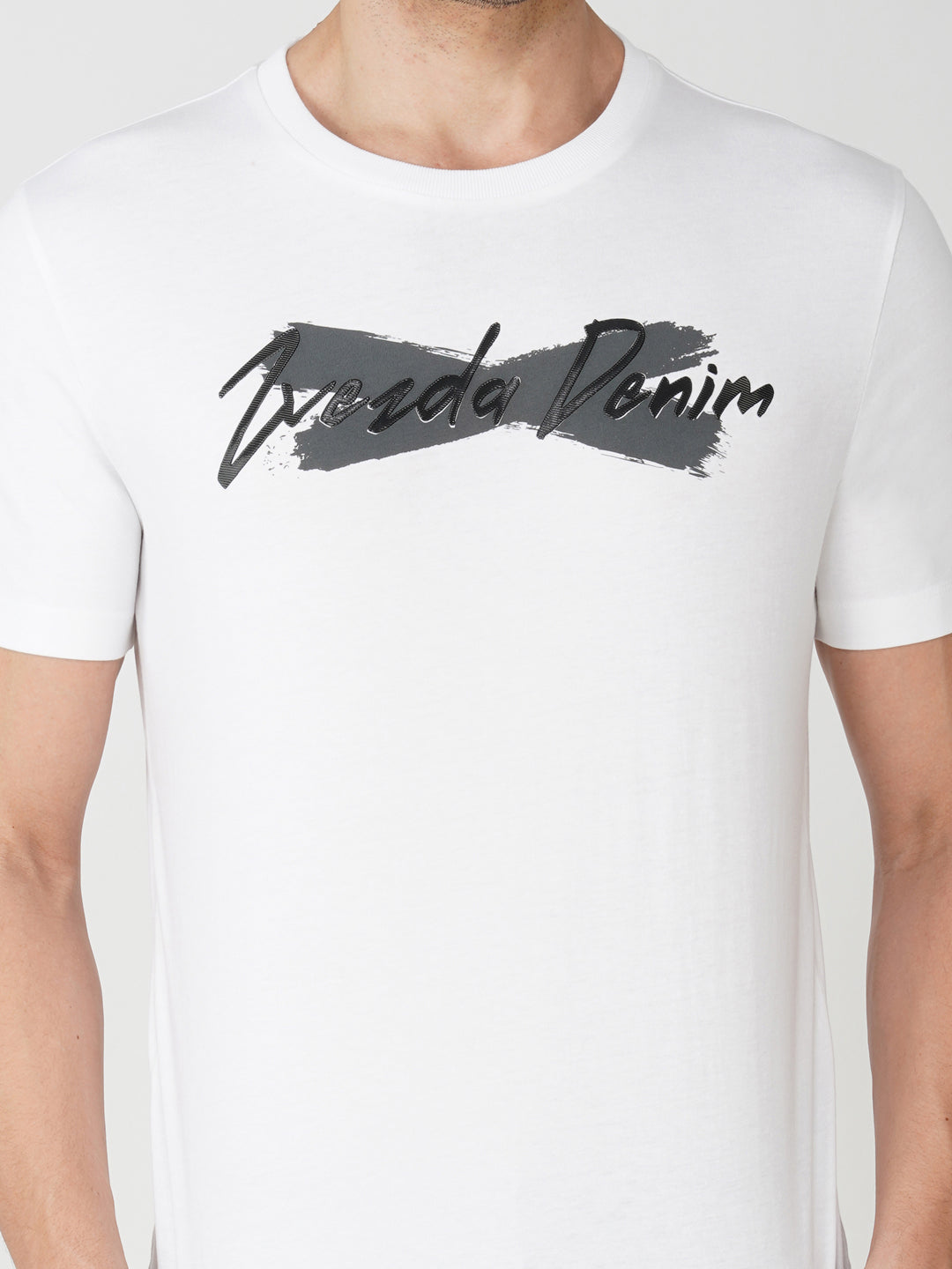 WHITE THERMOPLASTIC STRUCTURE T-SHIRT ZOOM VIEW