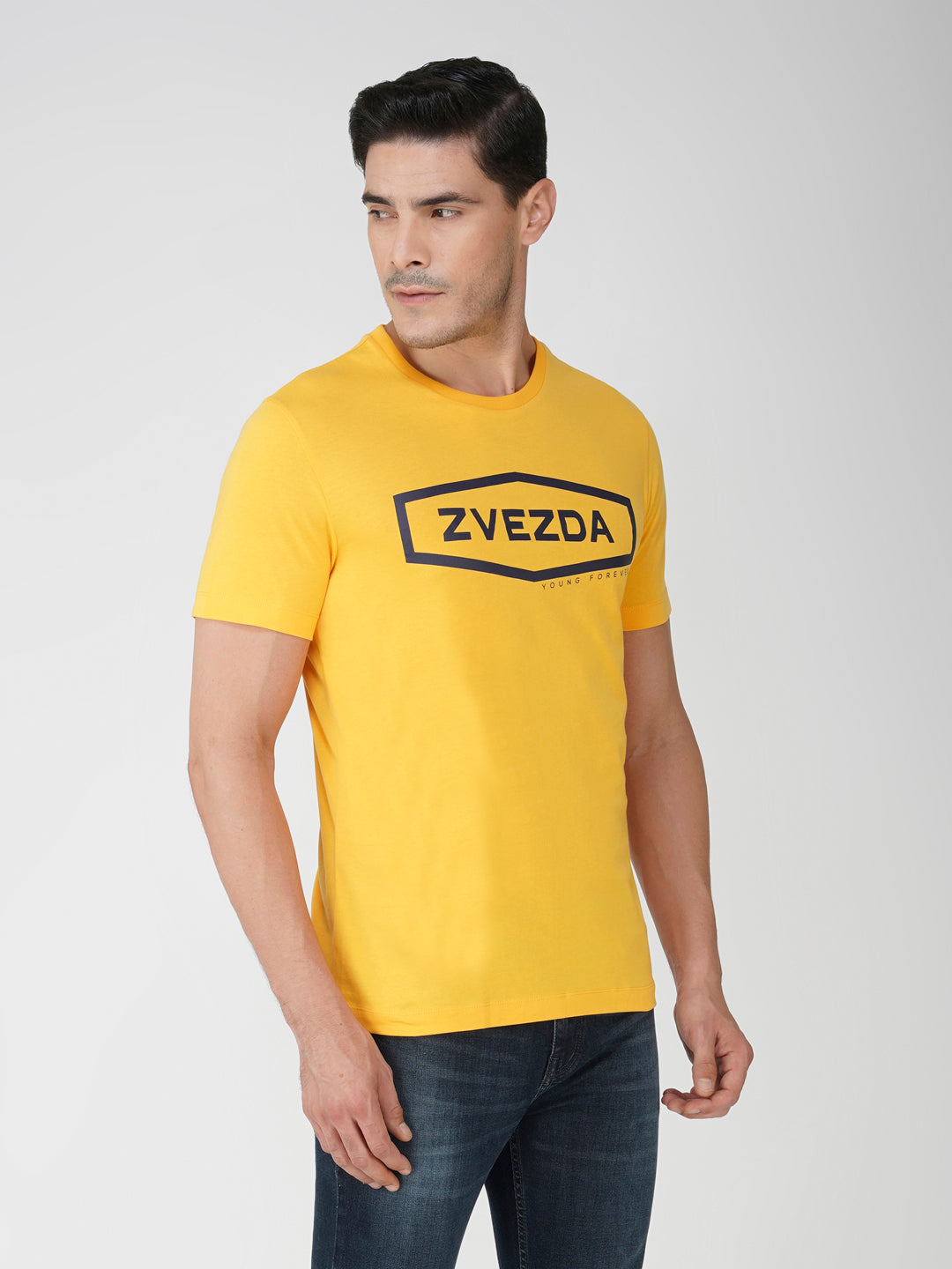 YELLOW OCHRE BRANDING  
T-SHIRT RIGHT VIEW