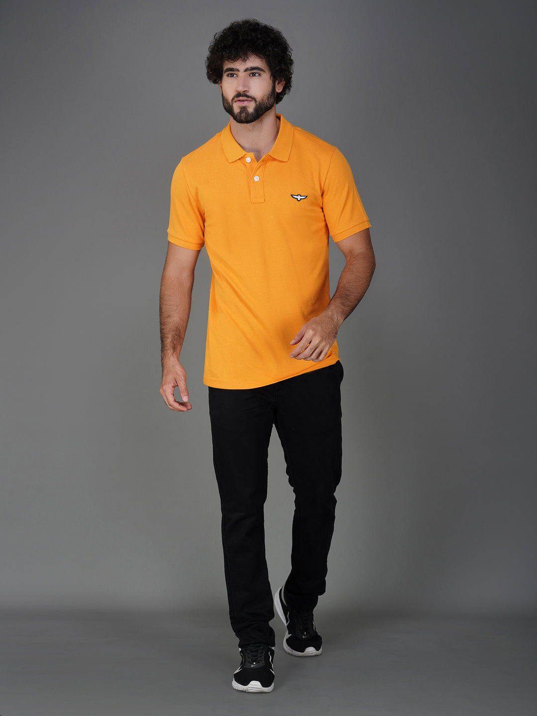APRICOT  POLO FULL VIEW