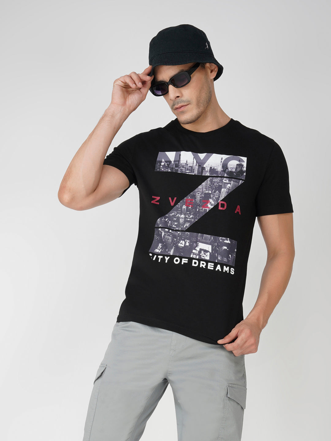 BLACK  BRANDING PHOTO PRINT POSE VIEW