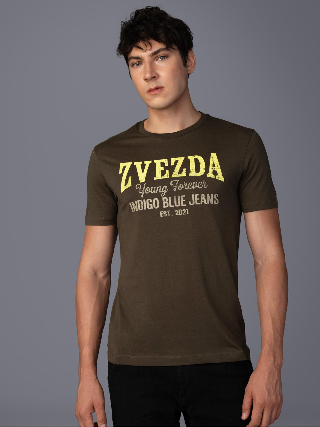 FOREST NIGHT  BRANDING  
T-SHIRT RIGHT VIEW